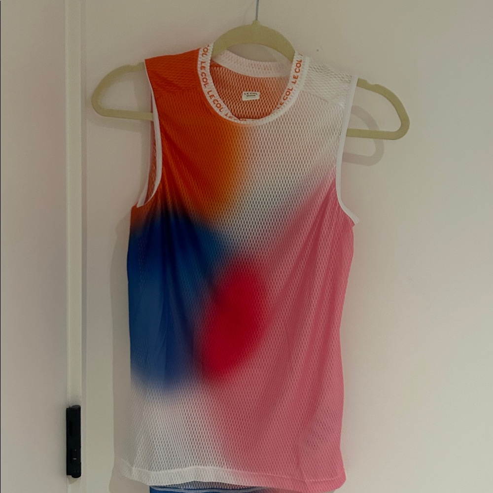 Base layer cycle Mesh Sleeveless Top
